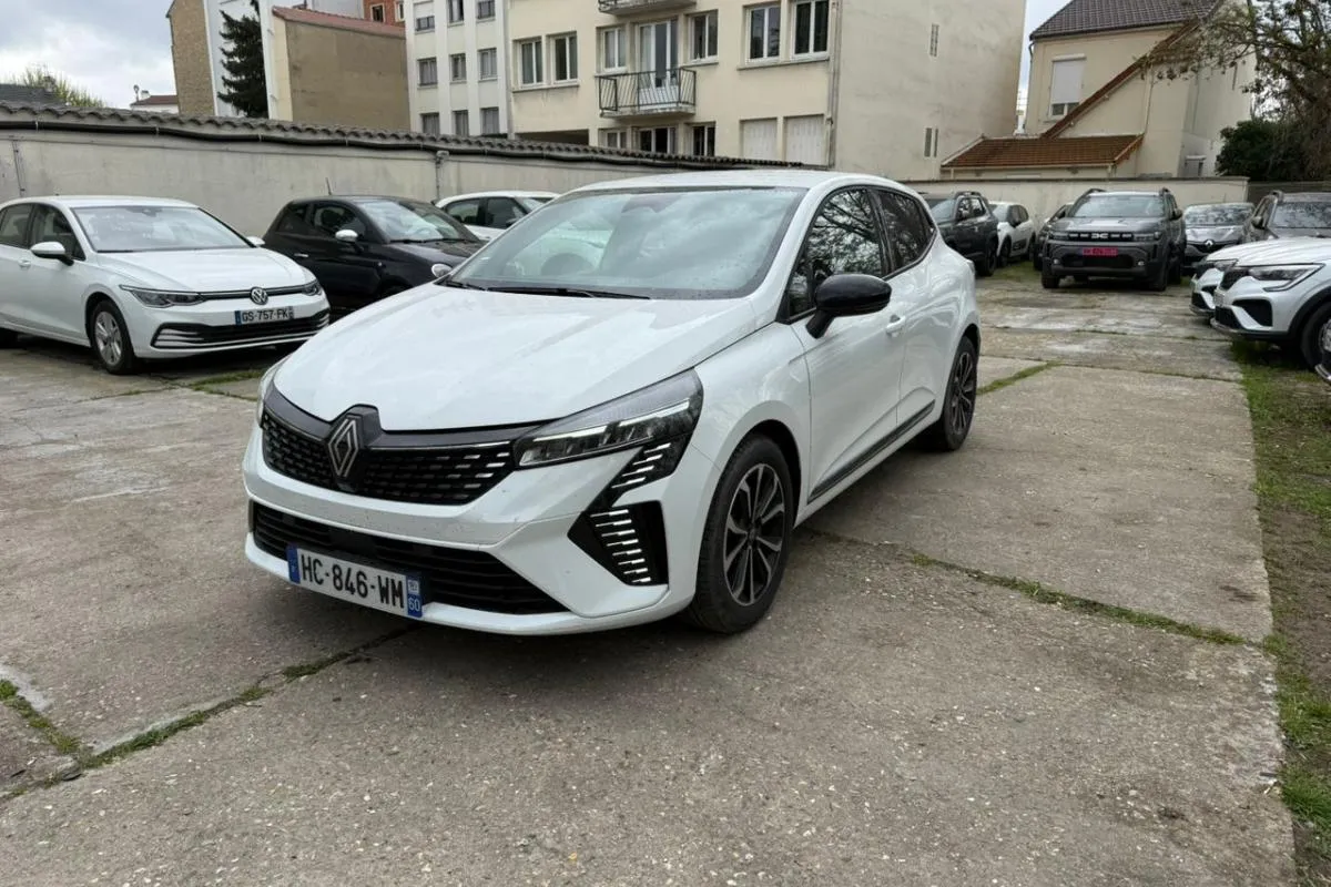 RENAULT CLIO