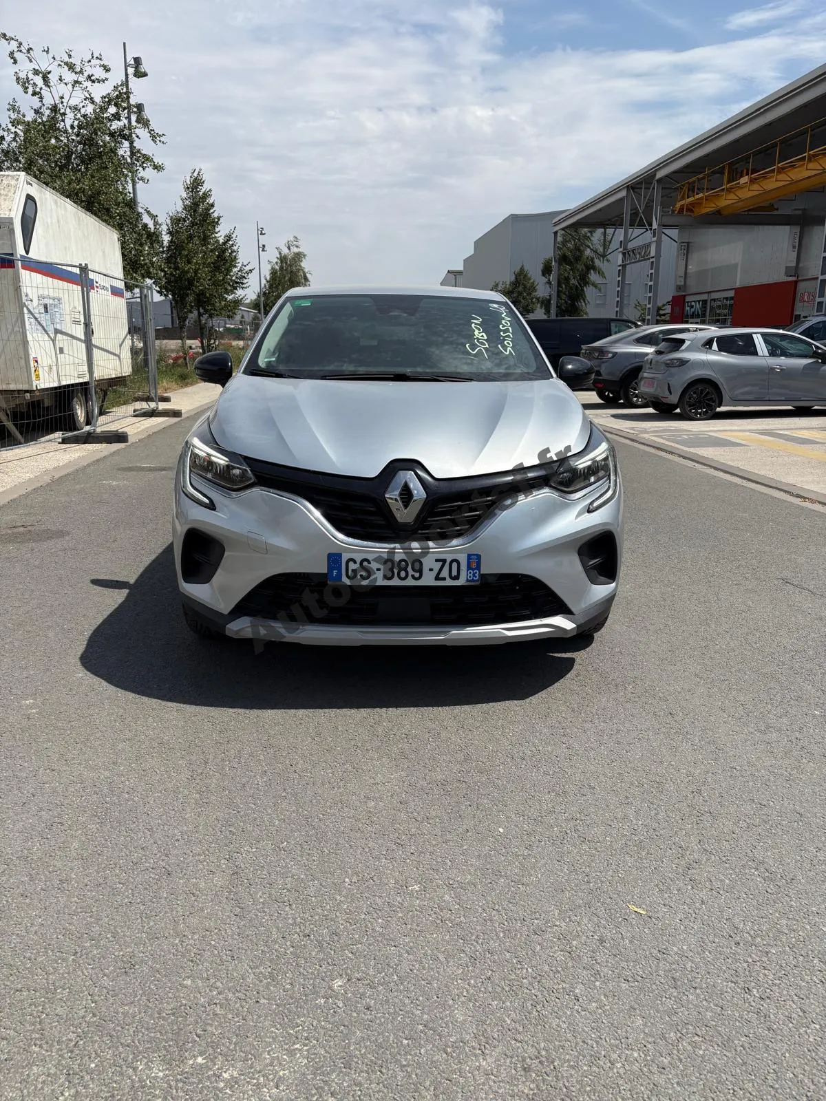 RENAULT CAPTUR