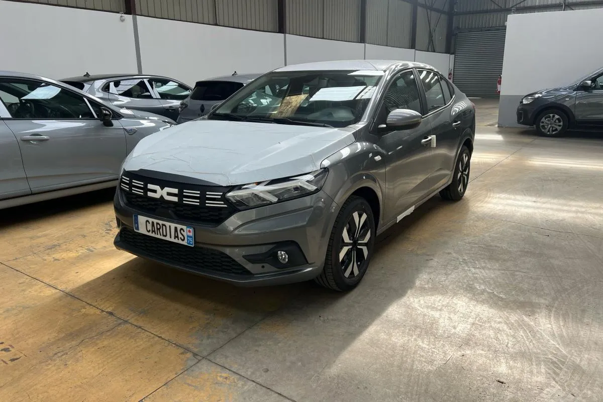 DACIA LOGAN
