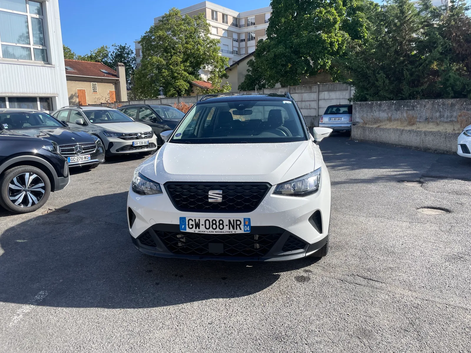 SEAT ARONA