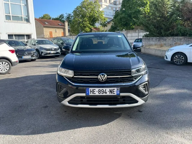 VOLKSWAGEN T-CROSS